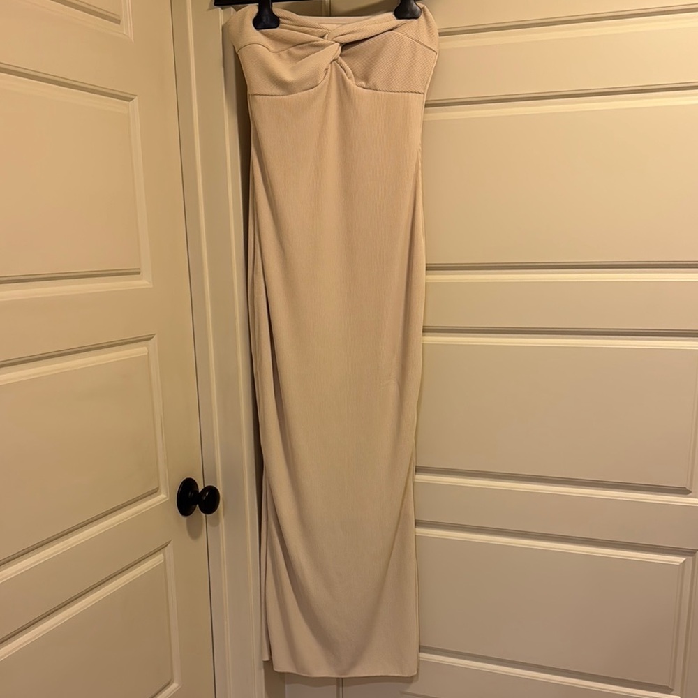 PrettyGarden Elegant Strapless Beige Maxi Dress